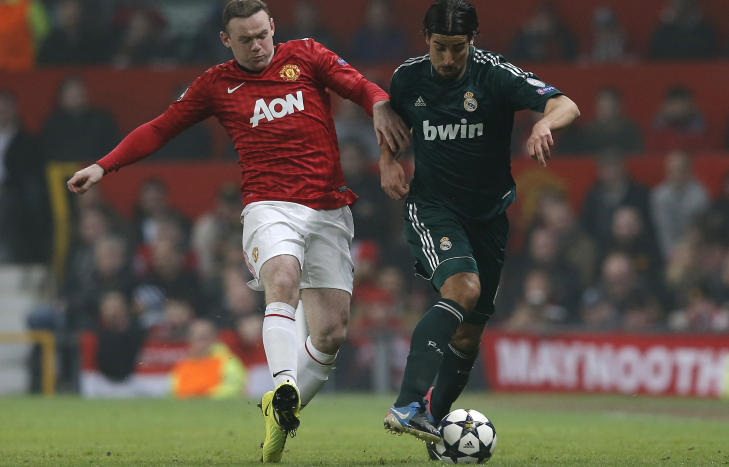 INNBYTTER: Wayne Rooney kom inn som innbytter og spilte rundt et kvarter mot Real Madrid og Sami Khedira. Foto: REUTERS/Phil Noble