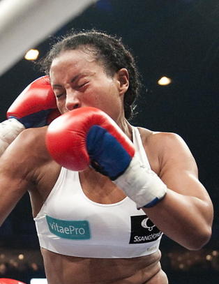 Br�khus tror det sp�ker for toppkamp mot Holm