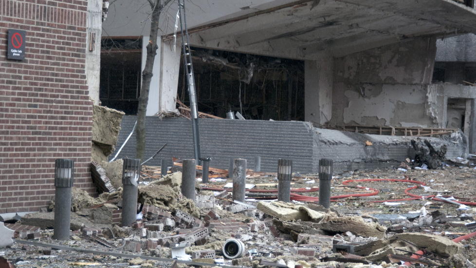 F�R MINDRE:  Bekir G�venc f�r 155 000 mindre enn han burde fordi han ikke var ansatt i regjeringskvartalet da bomben smalt. Foto: �istein Norum Monsen / Dagbladet