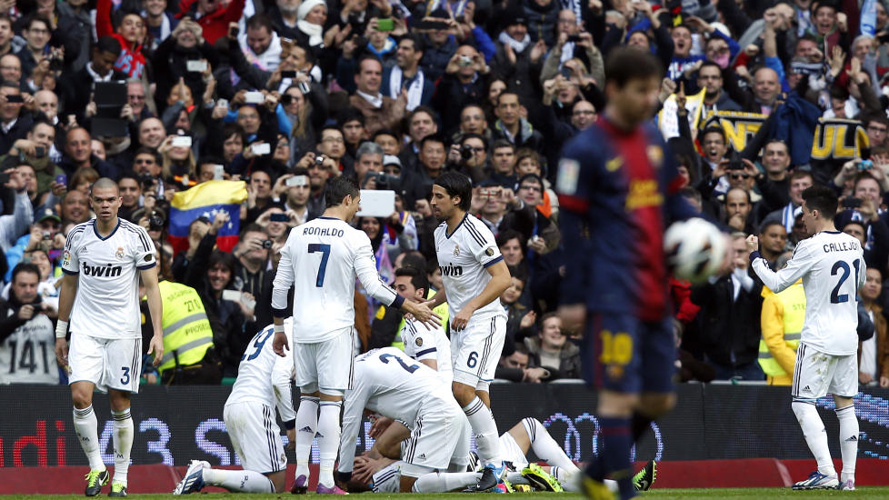 SLITER: Det spanske storlaget Barcelona har r�ket p� noen leie tap i det siste, blant annet mot rivalen Real Madrid l�rdag. Foto: REUTERS/Susana Vera