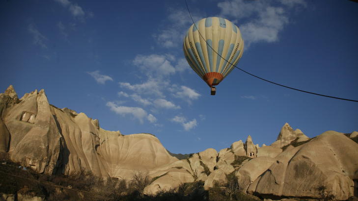 TYRKIA: Rundreise i Kapadokia, fra 580 kroner for en uke med fly og hotell, for den som kan f�rstkommende s�ndag. Ballongreisen koster ekstra. Foto: EIVIND PEDERSEN