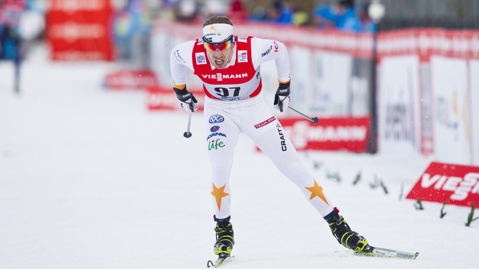 OVERLEGEN: - Emil J�nsson er verdens beste sprinter for �yeblikket, konkluderer NRKs langrennsekspert Torgeir Bj�rn. Foto: Vegard Gr�tt / NTB scanpix