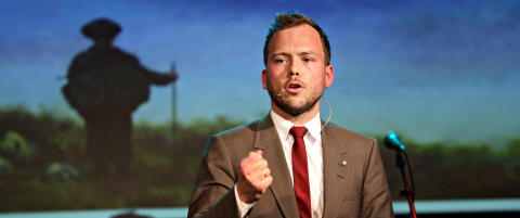 - De oppf�rer seg som om de har vunnet valget alt