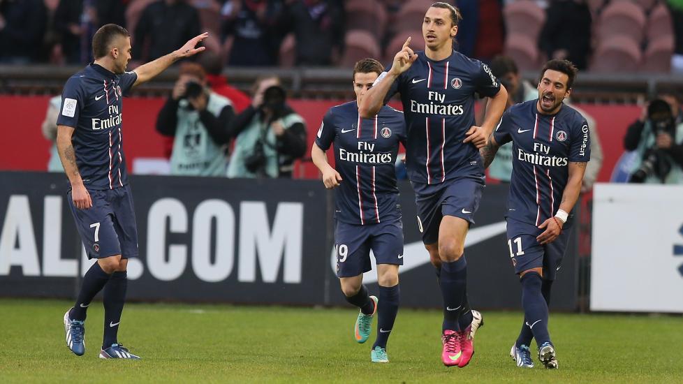  M�LSCORER: Paris Saint-Germains  Zlatan Ibrahimovic scoret begge m�lene i 2-1-seieren over Nancy. Foto: NTB Scanpix
