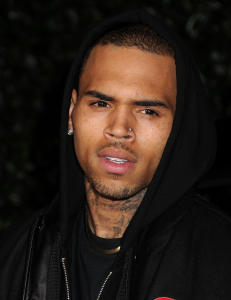 Chris Brown gir tips til hvordan man skal behandle damer
