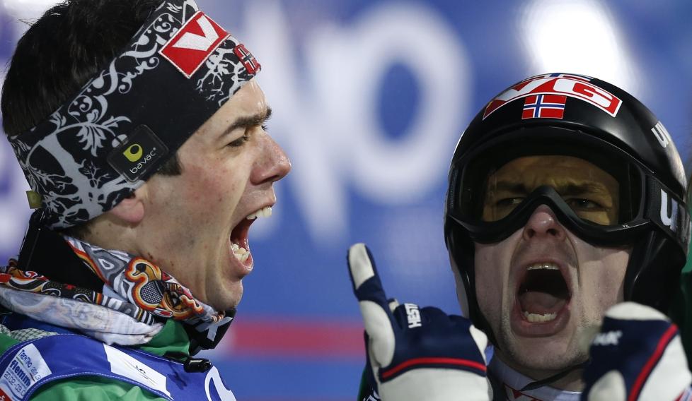 GOD FORM: S� glade ble Anders Bardal (t.v.) og Anders Jacobsen da de ble nummer to i l�rdagens laghopp. I dag fulgte de opp med hver sin pallplass. Foto: Terje Bendiksby / NTB Scanpix





 




 


Foto: Terje Bendiksby / NTB scanpix