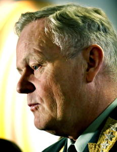 Stilling ledig: Bill. mrk. �forsvarssjef�