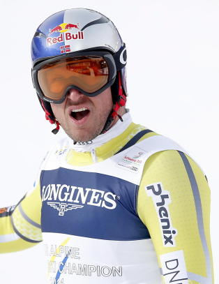 Aksel Lund Svindal vant utforcupen uten � sette utfor