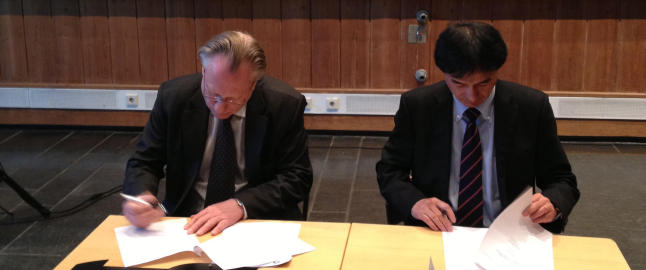 - Vi er ikke s� gode p� politikk