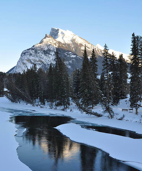 NASJONALPARK: I det vakre landskapet og nasjonalparken rundt Banff, kan du st�te p� norske kjenninger som elg, hjort og d�dyr. Foto: CECILIE AARSETH
