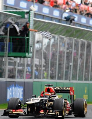 R�ikk�nen: - Jeg sa jo at bilen var bra