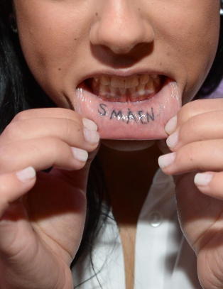 �Paradise Hotel�-deltakerne viser fram kroppskunsten