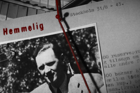 KAI HOLST: Kai Holst fra Lillehammer hadde en helt sentral posisjon i Milorg under 2. verdenskrig. Han ble funnet d�d i Stockholm rett etter at krigen var over. Noen hevder han begikk selvmord, andre hevder han ble myrdet. Dokumentarfilmen �Mysteriet Holst� som vises p� NRK i p�sken, peker p� en rekke indisier som styrker teorien om at Holst ble drept. Foto:Ekkofilm