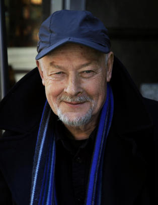 Pumpet ut en roman i m�neden