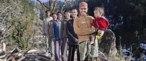 Rajo er gift med fem menn. De er alle br�dre