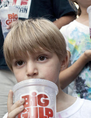 - Brus tar livet av mer enn 180000 mennesker hvert �r