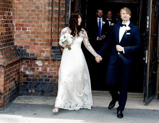 LYKKELIG: Hun legger ikke skjul p� at hun har funnet mannen i sitt liv. Foto: John T. Pedersen