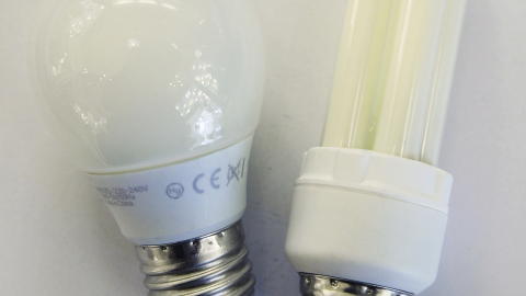 SPAREP�RER: Ogs� sparep�rene er kommet med vanlig p�reform til bruk innend�rs. Foto: Steinar Buholm / Dagbladet