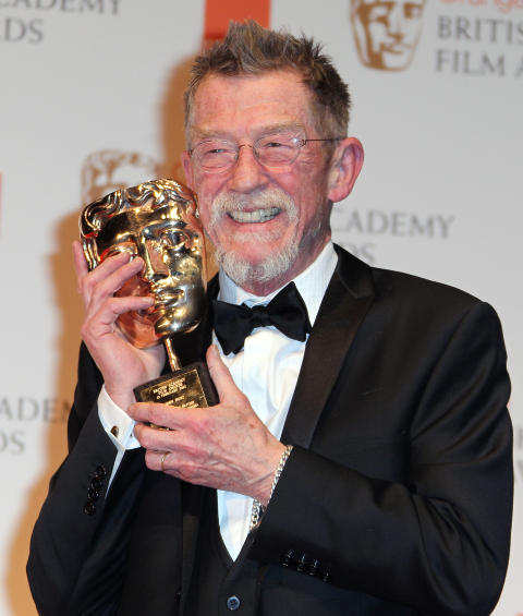 PRISVINNER: John Hurt mottar Bafta-pris, Foto: NTB Scanpix