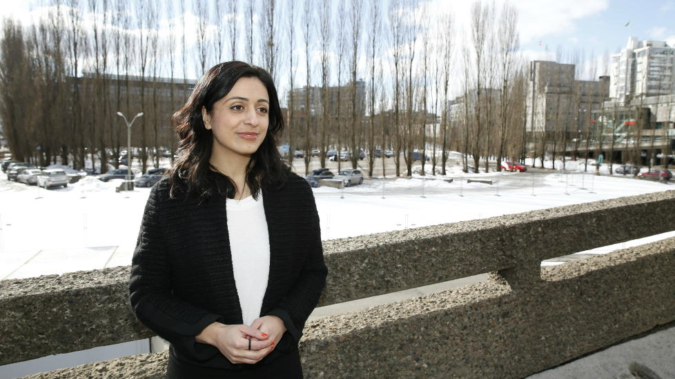 GLADMELDING:  Kulturminister Hadia Tajik f�ler seg sikker p� at det nye museet vil vekke internasjonal oppsikt - og at det kan bygges innenfor kostnadsrammen p� 5,3 milliarder kroner. Foto: STEINAR BUHOLM