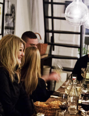 Du ringer p� hos kokken for � f� deg noe � spise