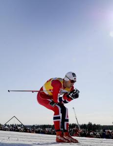 - Jeg f�ler jeg stjeler dette fra Cologna, og da smaker det godt
