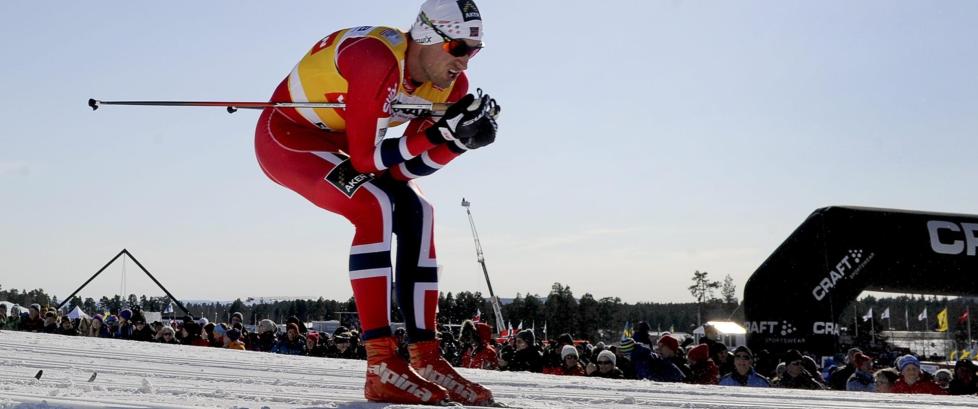 - Jeg f�ler jeg stjeler dette fra Cologna, og da smaker det godt