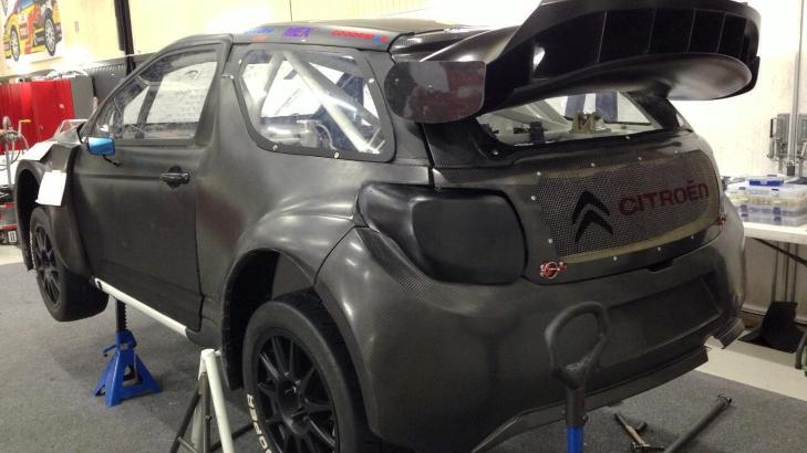 RALLYCROSS-MONSTER: Her er de f�rste bildene av Petter Solbergs nye rallycrossbil, en toppspekket Citro�n DS3. EM-�pningen er til helga, i England. Foto: Privat