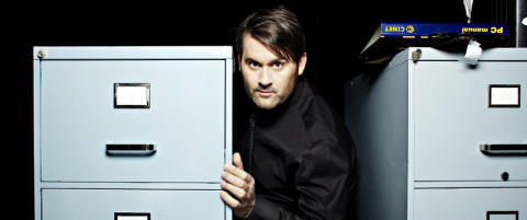 - Derfor elsker vi R�dmeren, Rassh�let og Idioten