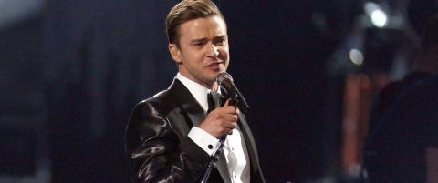 Justin opp p� tronen