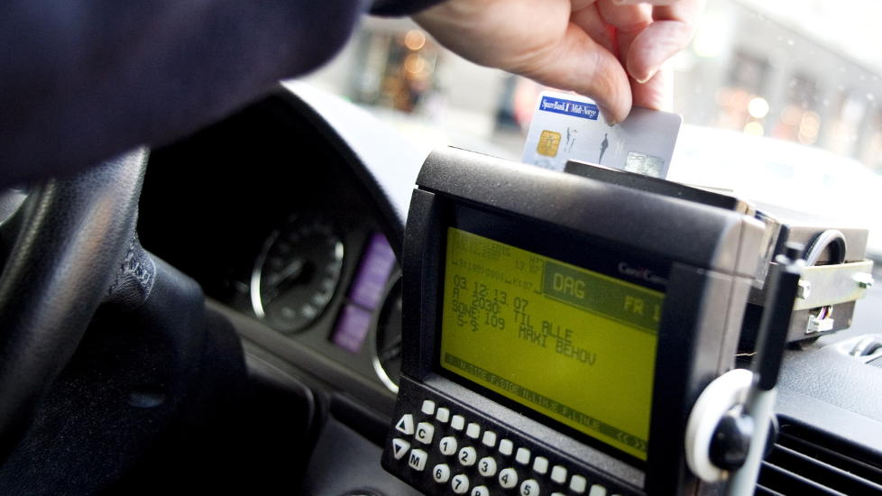 V�KNER OPP MED FEIL KORT: I Stockholm har det v�rt mange tilfeller av den nye taxisvindelen. N� har Oslo-politiet sett det samme. Foto: SVEINUNG UDDU YSTAD