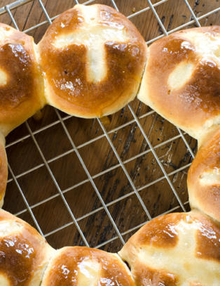 S� lett lager du supergode p�skeboller