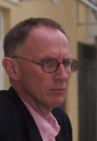 HERSKAP OG TJENERE: LOs sjef�konom Stein Reeg�rd mener todelingen i industrien �pner for en utvikling som vil �ke de �konomiske forskjellene i Norge. Foto: Knut Falch / SCANPIX