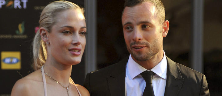 SKJ�T KJ�RESTEN: Oscar Pistorius er tiltalt for overlagt drap p� kj�resten Reeva Steenkamp tidligere i �r. Foto: AP Photo/City Press, Lucky Nxumalo