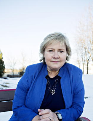 Halvparten vil ha Erna som statsminister
