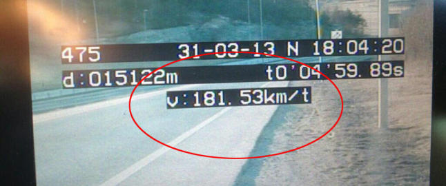 UP slet med å ta igjen Mercedes-føreren som holdt 181 km/t i snitt