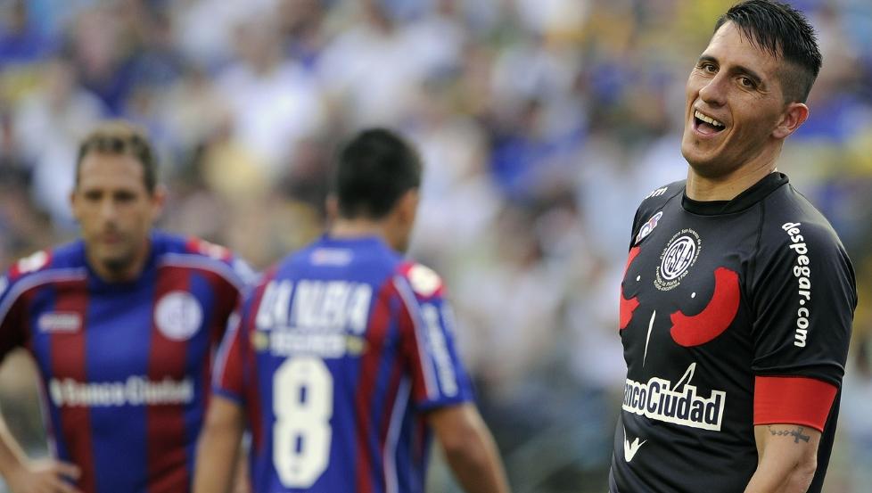 ARRESTERT: San Lorenzos keeper Pablo Migliore ble arrestert etter s�ndagens tap mot Newell's Old Boys. Her er han fra en kamp mot Boca Juniors i november i fjor. Foto: AFP PHOTO / Alejandro Pagni / NTB Scanpix
