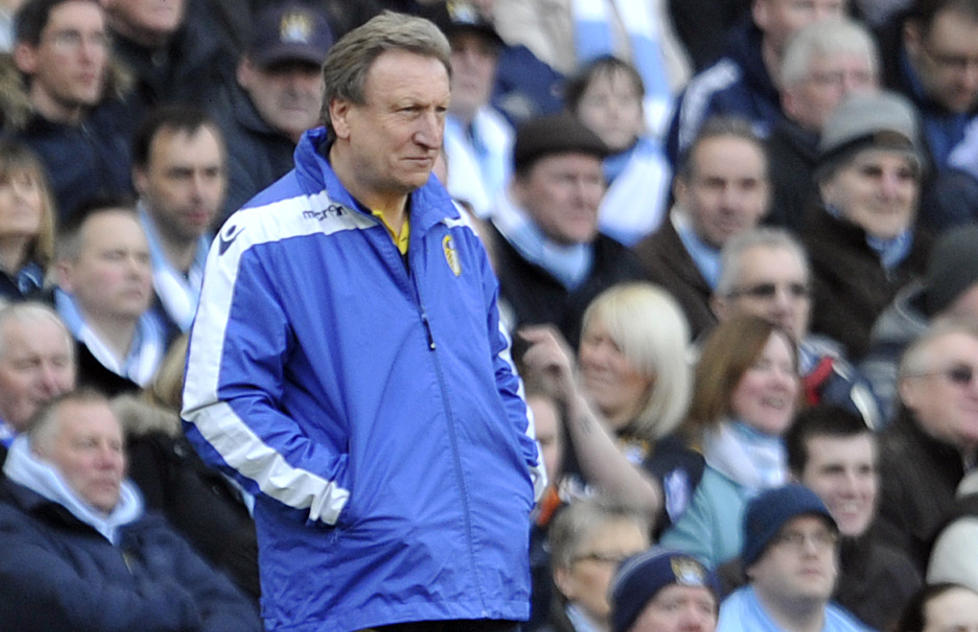  Sparket, igjen:  Det er ikke mer enn et dr�yt �r siden Neil Warnock fikk sparken i QPR. N� er han p� jobbleting igjen. FOTO: AP/Clint Hughes