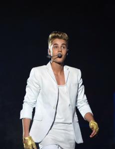 - Det kan ikke v�re s�nn at Bieber skal bestemme n�r vi skal ha tentamen