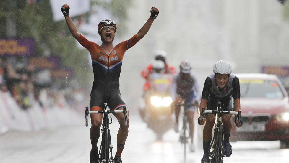  SYK: Under OL i London i fjor sommer syklet 25-�rige Marianne Vos inn til gull. F� visste at all treningen frem mot mesterskapet hadde gjort henne syk. Foto: AP Photo / Christophe Ena / NTB Scanpix