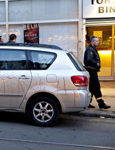 Politiet vil ha fire ukers varetekt for Karoli-angrep