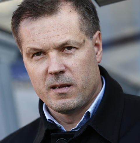 LIKER STALLEN SIN: V�lerenga-trener Kjetil Rekdal mener klubbens stall n� er god nok for � v�re med i toppen av Tippeligaen. Foto: Erlend Aas / NTB scanpix