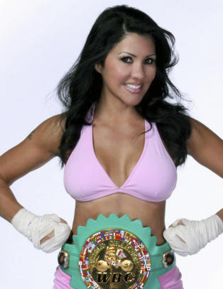 Playboymodell: - Br�khus er best i verden