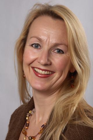 - LAV ANDEL:  - Selv om dette er en betydelig �kning, er andelen som f�r slik medisin i Norge fortsatt lav, sier Heidi Aase, avdelingsdirekt�r for psykisk helse, avdeling for oppvekst, utvikling og kulturelt mangfold ved Folkehelseinstituttet. Hun er ogs� prosjektleder for �Den norske longitudinelle ADHD-studien�.  Foto: Folkehelseinstituttet