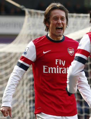 Rosicky storspilte da Arsenal slapp med skrekken