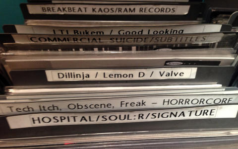 KJENN DIN SJANGER: Ulike subsjangre av musikkuttrykk med adresse dansegulvet har st�rre plass i Londons platebutikker enn vi er vant til hjemmefra. Foto: Jan Omdahl