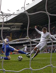 Sigurdsson reddet Spurs igjen