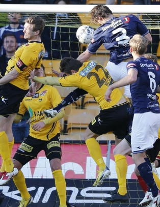 Bj�rdal knuste alle i feltet