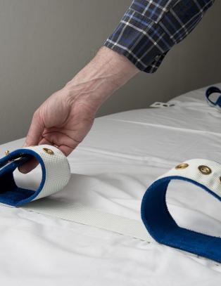 Varsler ikke myndighetene om alvorlige tvangstiltak i psykiatrien