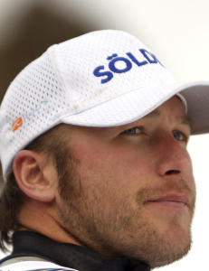 Broren funnet d�d i bil